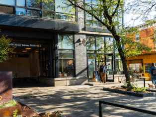 Entrance to an International School of Brooklyn.